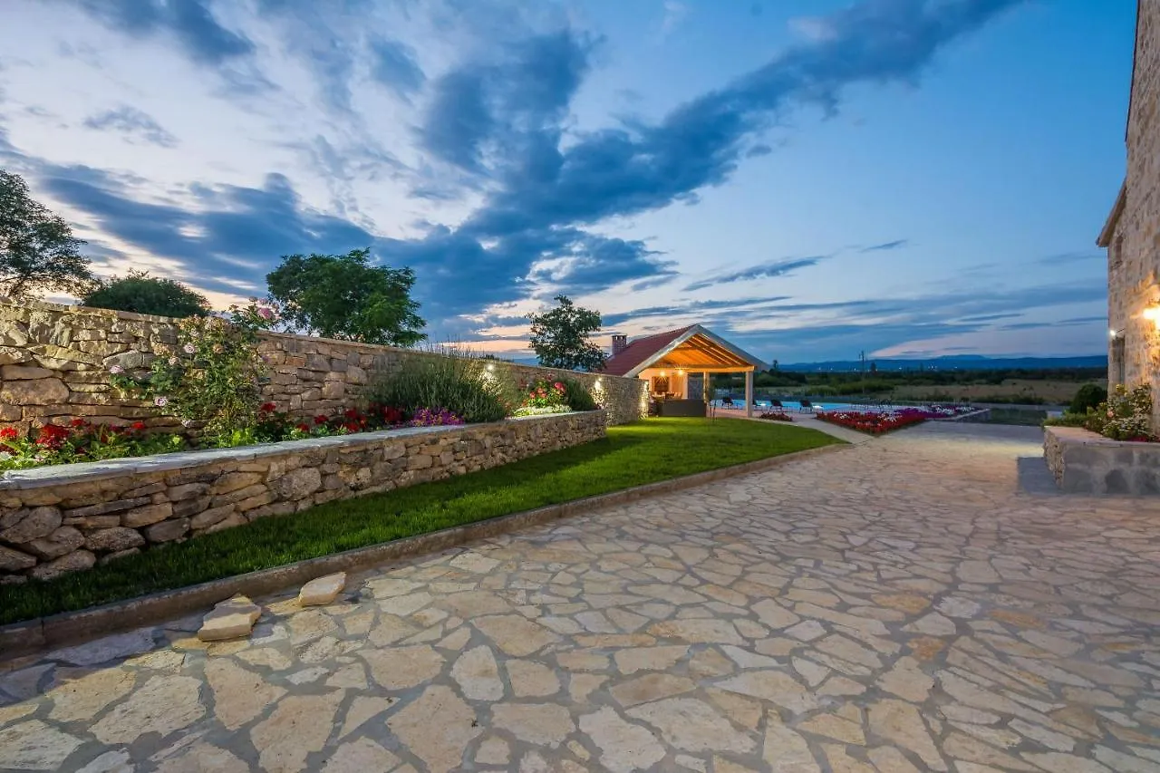 Vila Marko Villa Benkovac