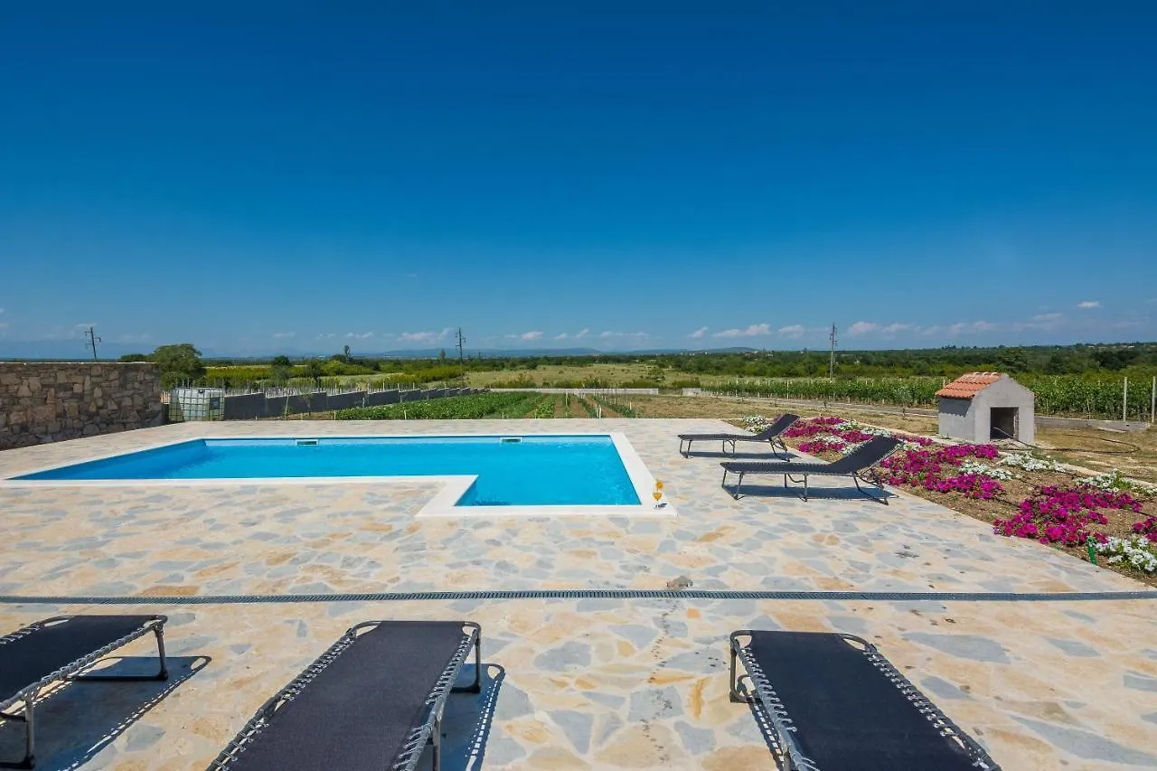 Vila Marko Villa Benkovac Croatia